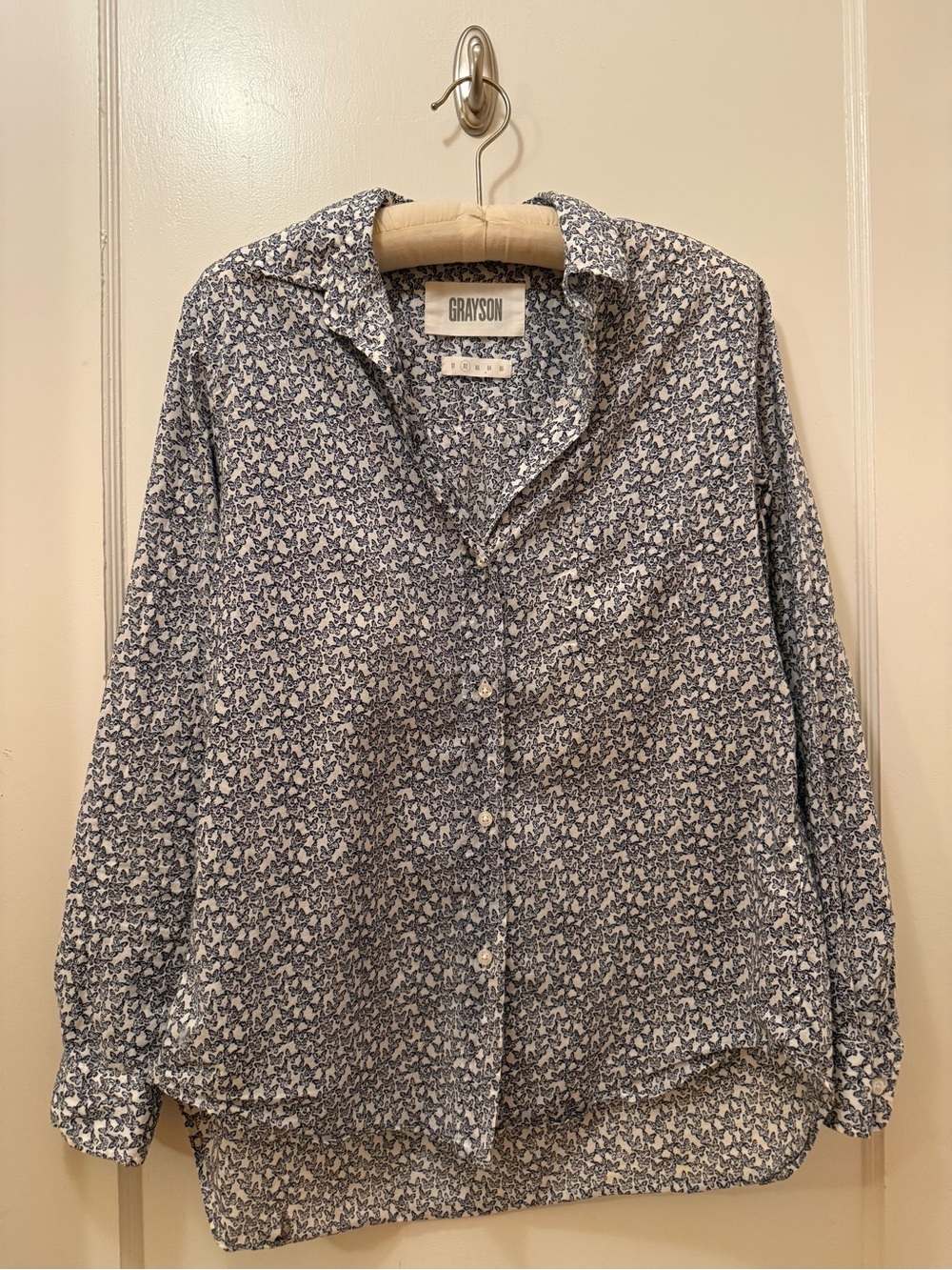 Greyson Blue Butterfly Print Buttondown EUC